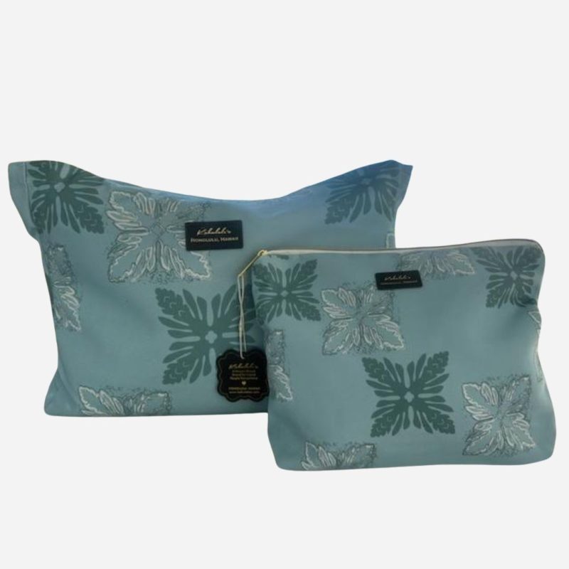 SHOWCASE SPECIAL Kahulale a Aqua Quilt Canvas Tote